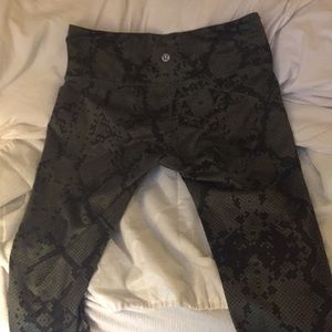 Lululemon Cropped Leggings